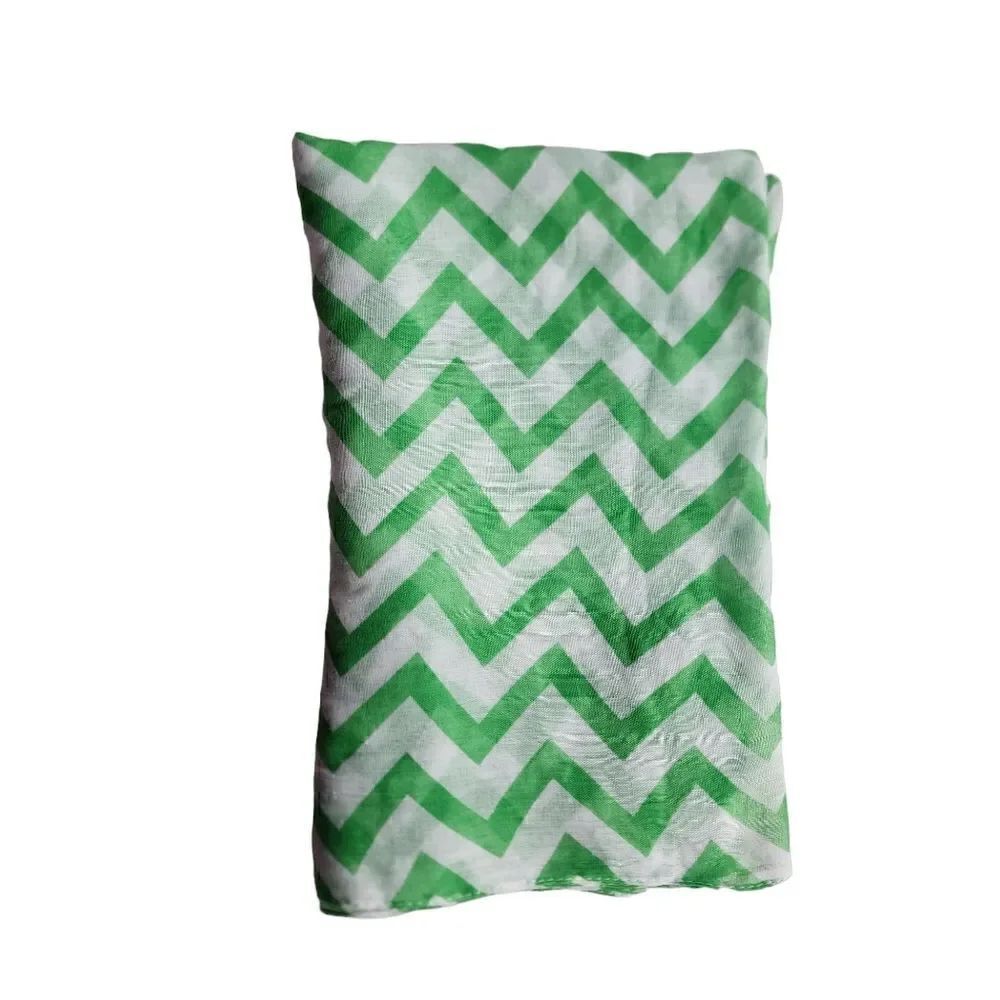 Chevron Sheer green Infinity Scarf - Picture 4 of 4